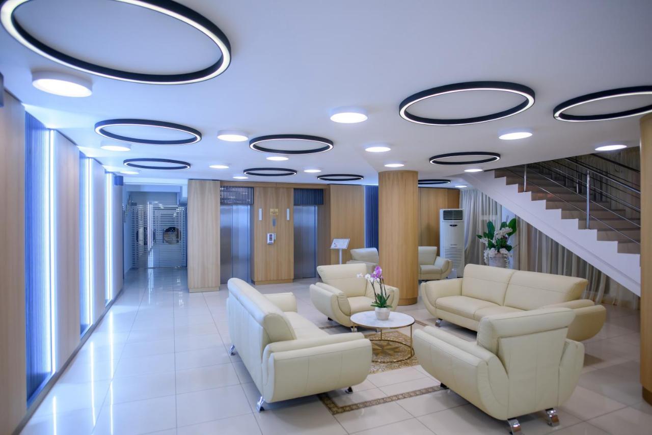 Hotel Tomis Mamaia Extérieur photo